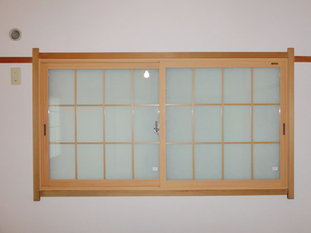 ＬＩＸＩＬ内窓インプラス　和紙調格子入り複層ガラス　施工事例　春日井市